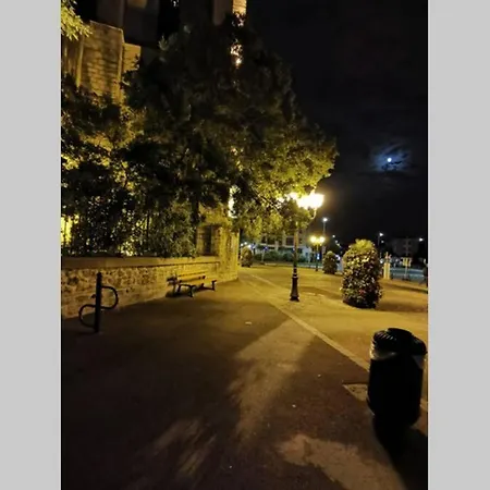 Charmant Et Cosy Studio Avec Jardinet Proche De Paris Créteil